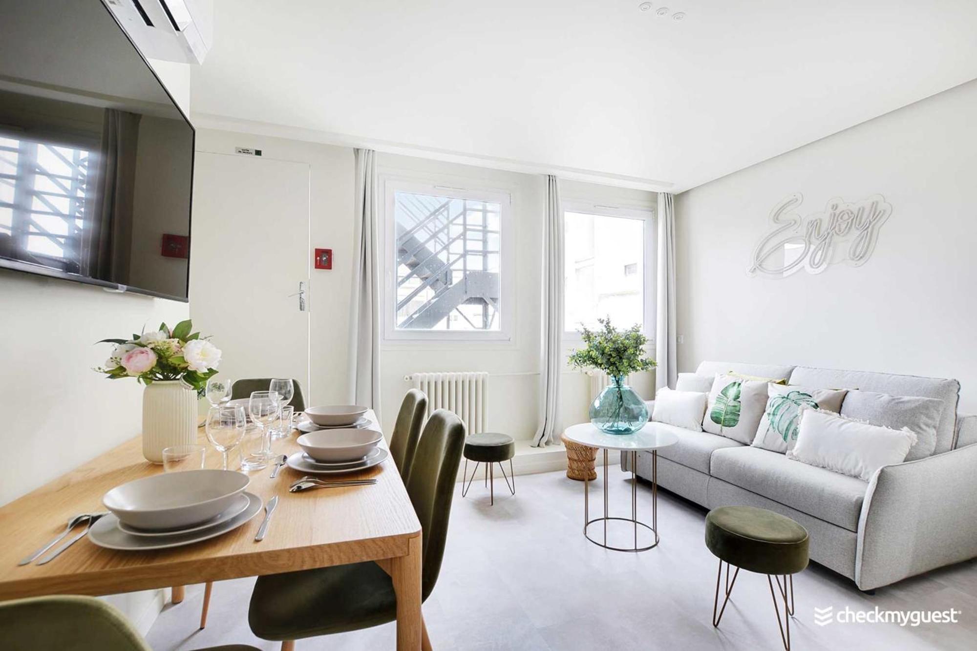 Appartement Champs Elysees - Ponthieu Parijs